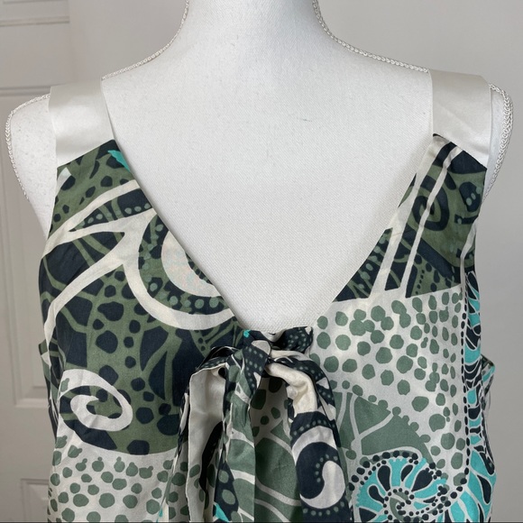 BRUPHILS Women's Green Geometric Sleeveless Silk Top V-Neck Ribbon Tie Sz 44 L - Picture 3 of 7